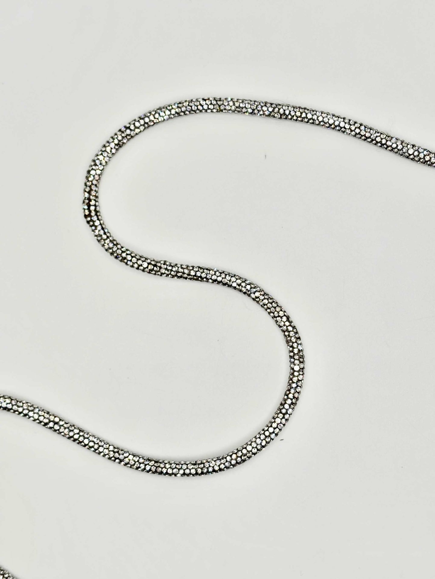6MM full-round rhinestone rope, continuous brilliance, elegant design trim.