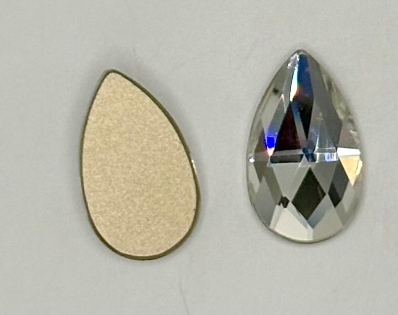 22x13mm Teardrop-Shaped Flat Back Stones - Clear - 1 piece