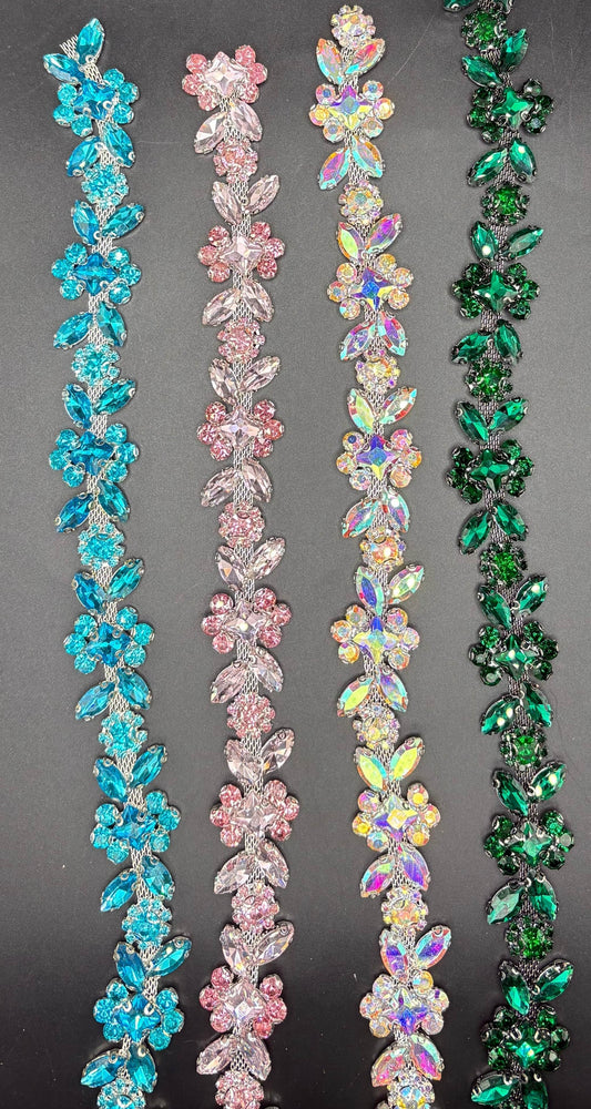 Taylor Yardage chain back in various colors with "D" setting design.