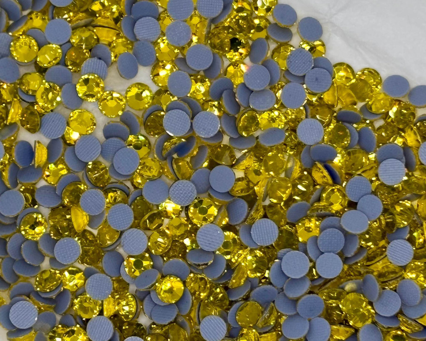 SS20 Flat Back Rhinestones, 16 cut, 1 Gross, yellow stones.